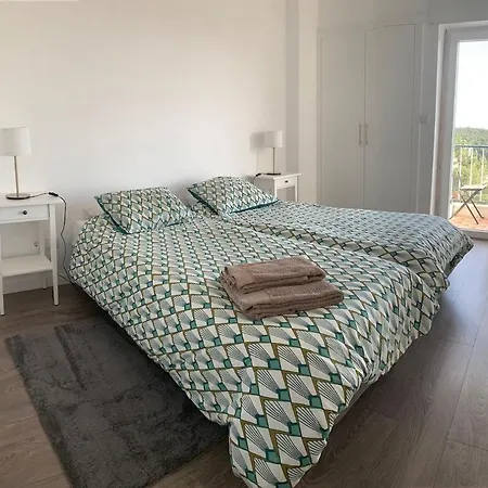 R&p Lisbonne Apartman *